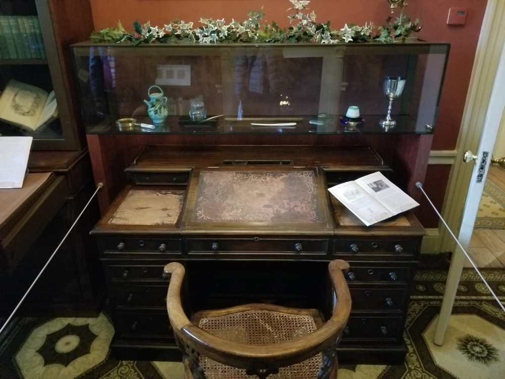Charles Dickens' Table